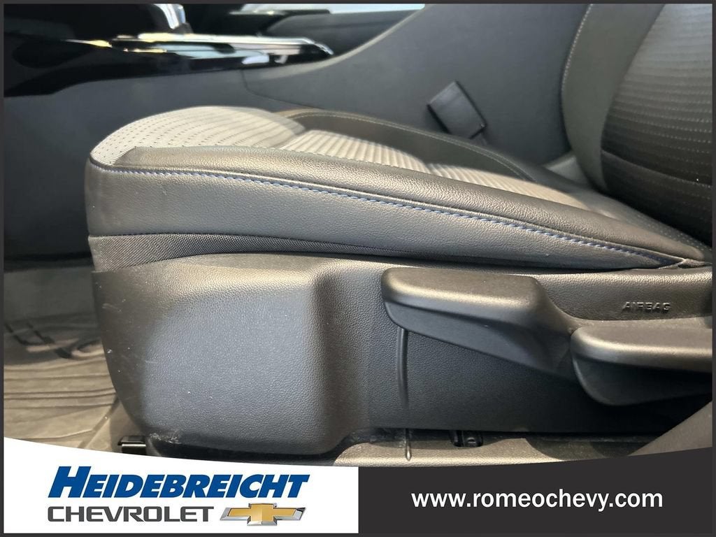 2024 Chevrolet Trax LT - Photo 14