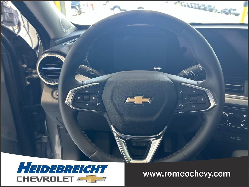 2024 Chevrolet Trax LT - Photo 18