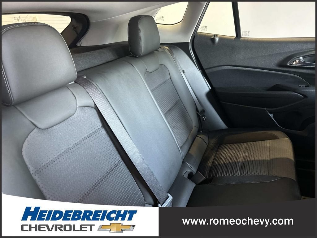 2024 Chevrolet Trax LT - Photo 32