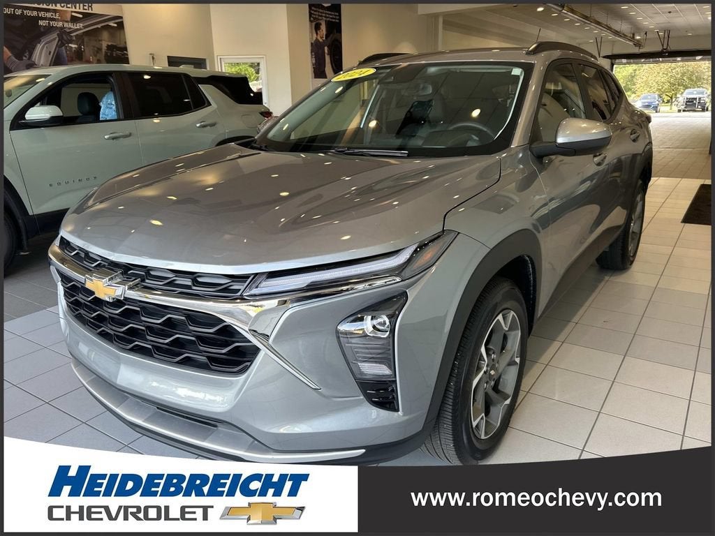 2024 Chevrolet Trax LT - Photo 6