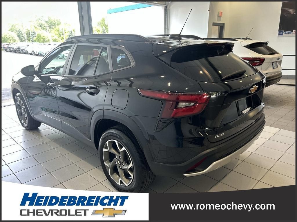 2024 Chevrolet Trax LT